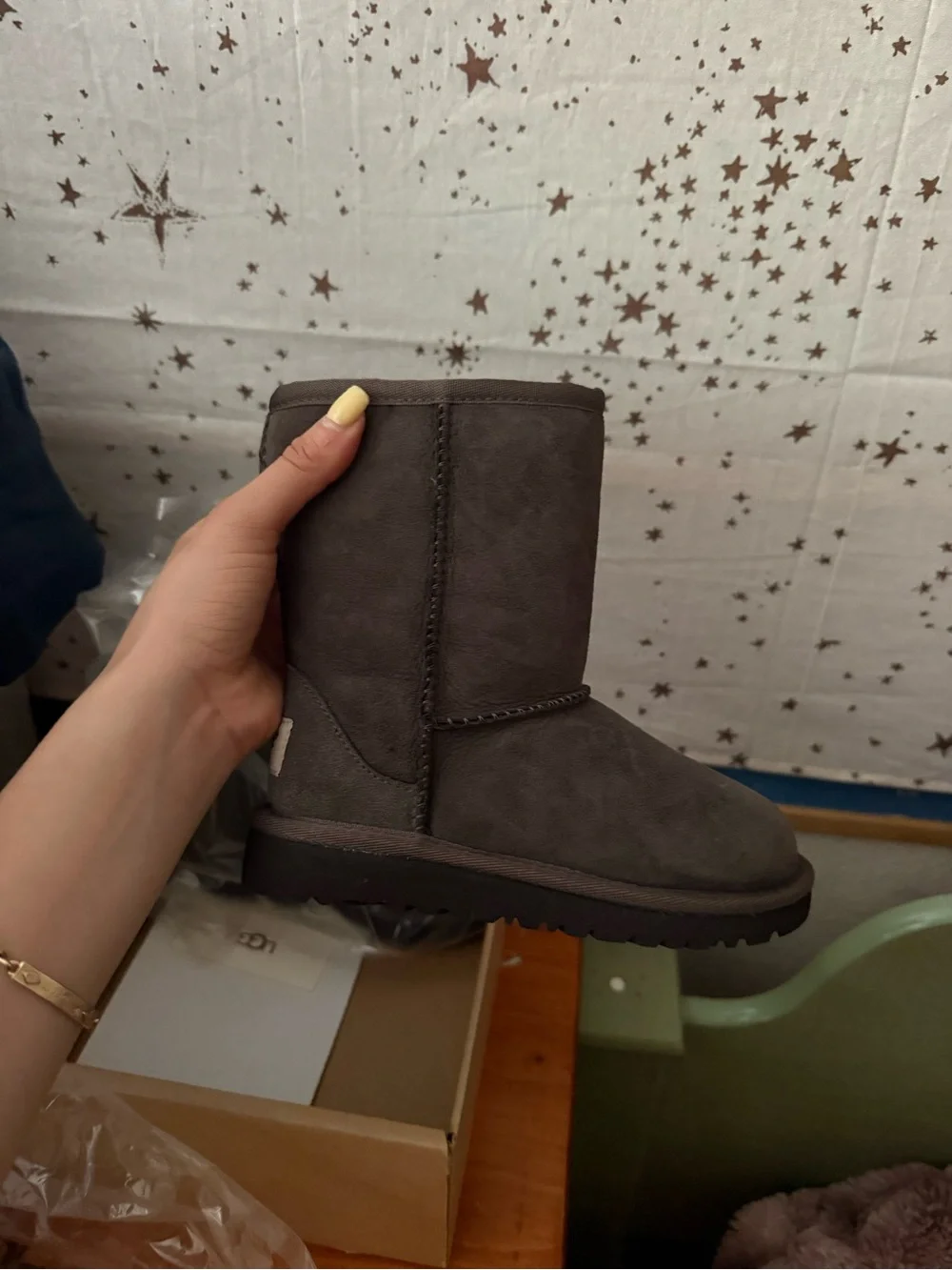UGG TODDLER Classic Boot in Chocolate Brown - 10 USA New in Box